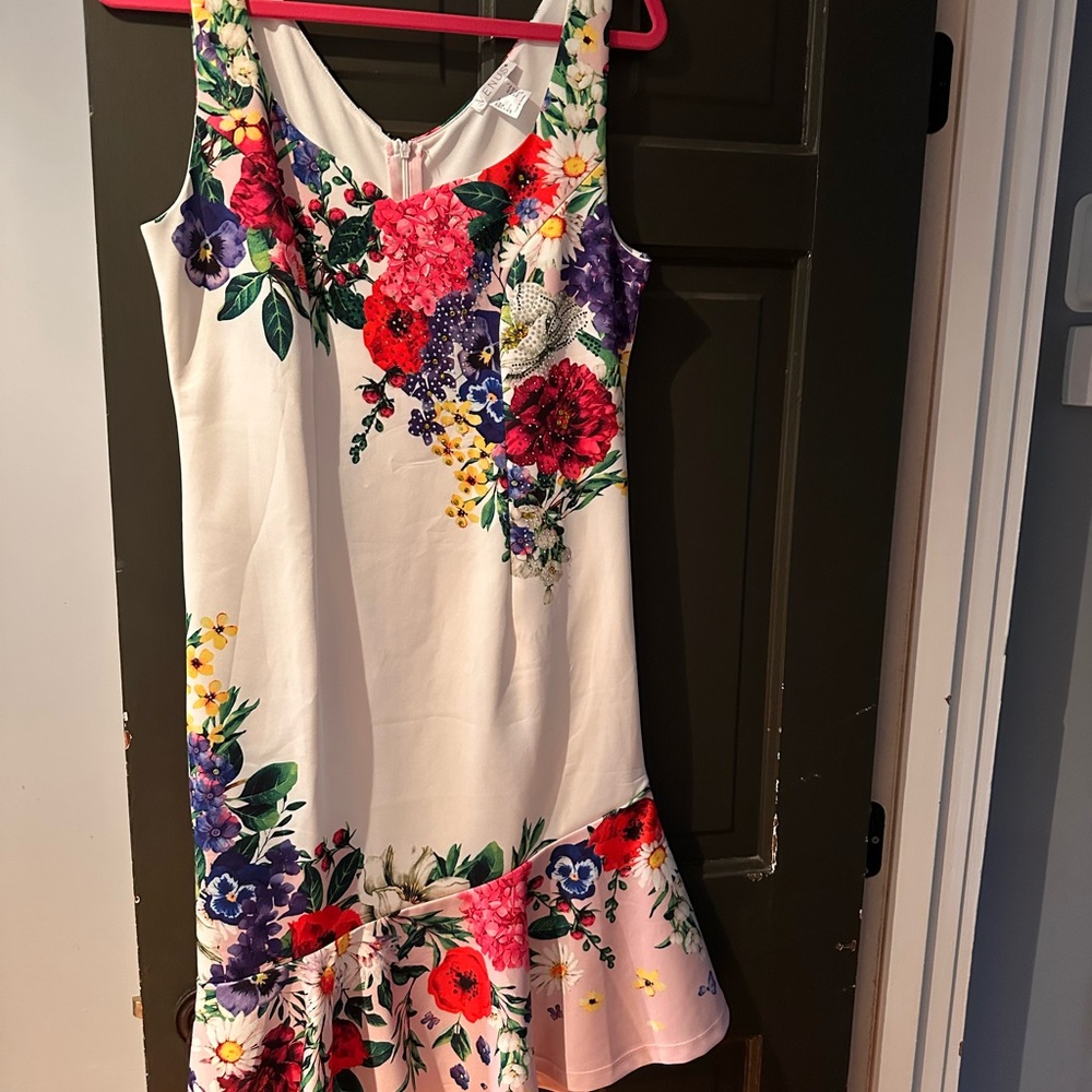 VENUS Red and Green Floral Dress